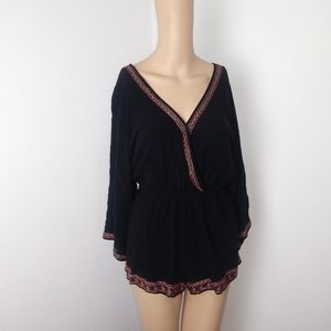 Forever 21 embroderied shorts romper